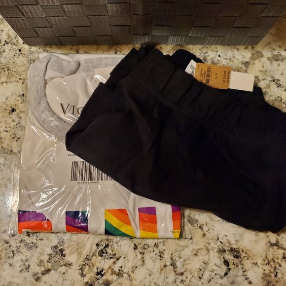 Victoria Secret PINK Lounge Set - Picture 3 of 10